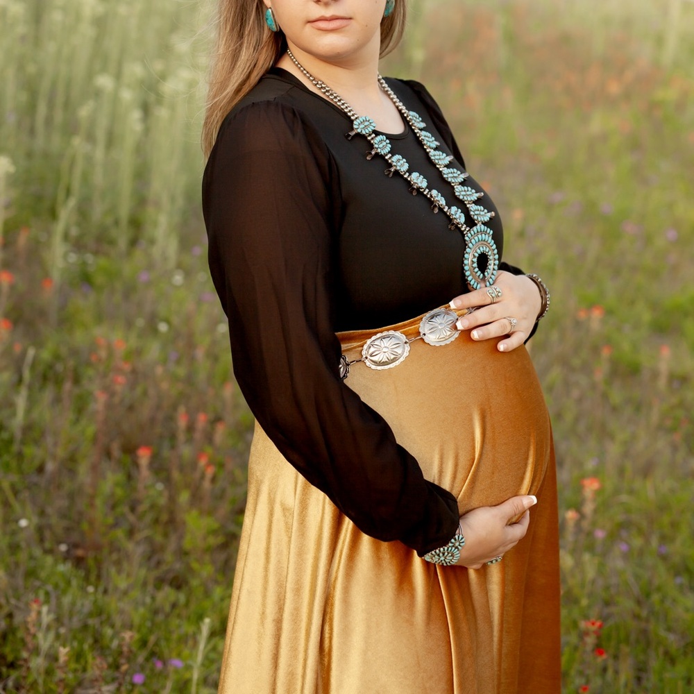 Bump & Boho Maternity skirt
Worn once! Excellent condition. 
SZ - LG